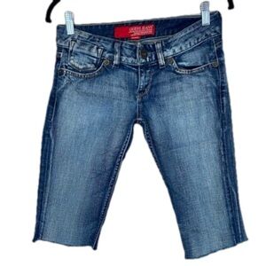 NEW Vintage Guess Y2K Bermuda Demin Jeans Stretch Shorts Sz 27 Low Rise Baddie
